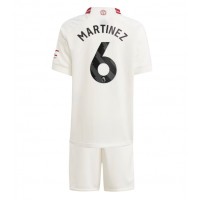 Maglie da calcio Manchester United Lisandro Martinez #6 Terza Maglia Bambino 2023-24 Manica Corta (+ Pantaloni corti)